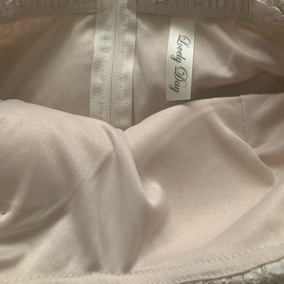 NASTY GAL WHITE LACE DRESS - Picture 5 of 5